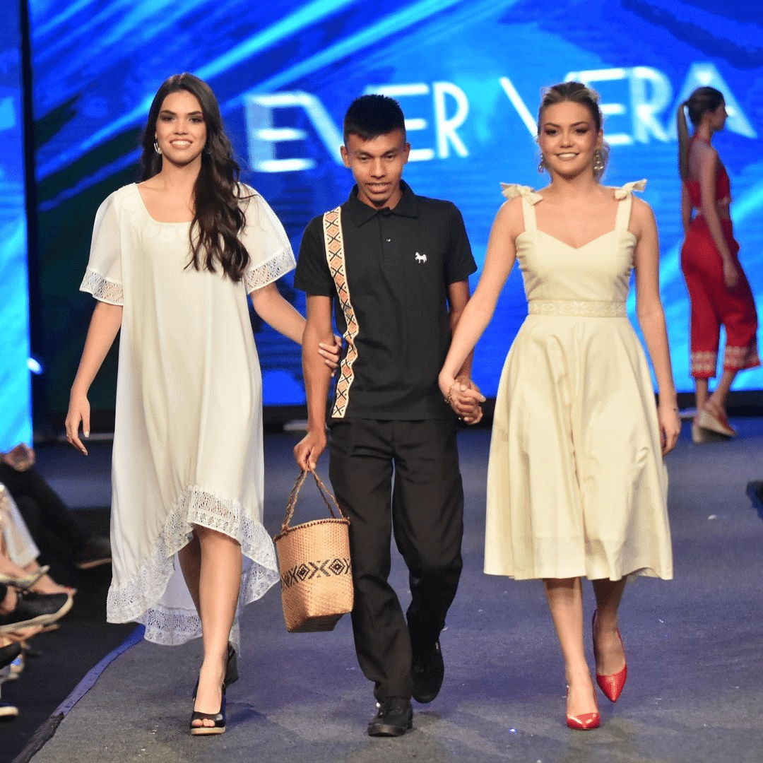 Éver Vera presentó sus diseños en el New York Fashion Week: “Feliz de haber cumplido un sueño”