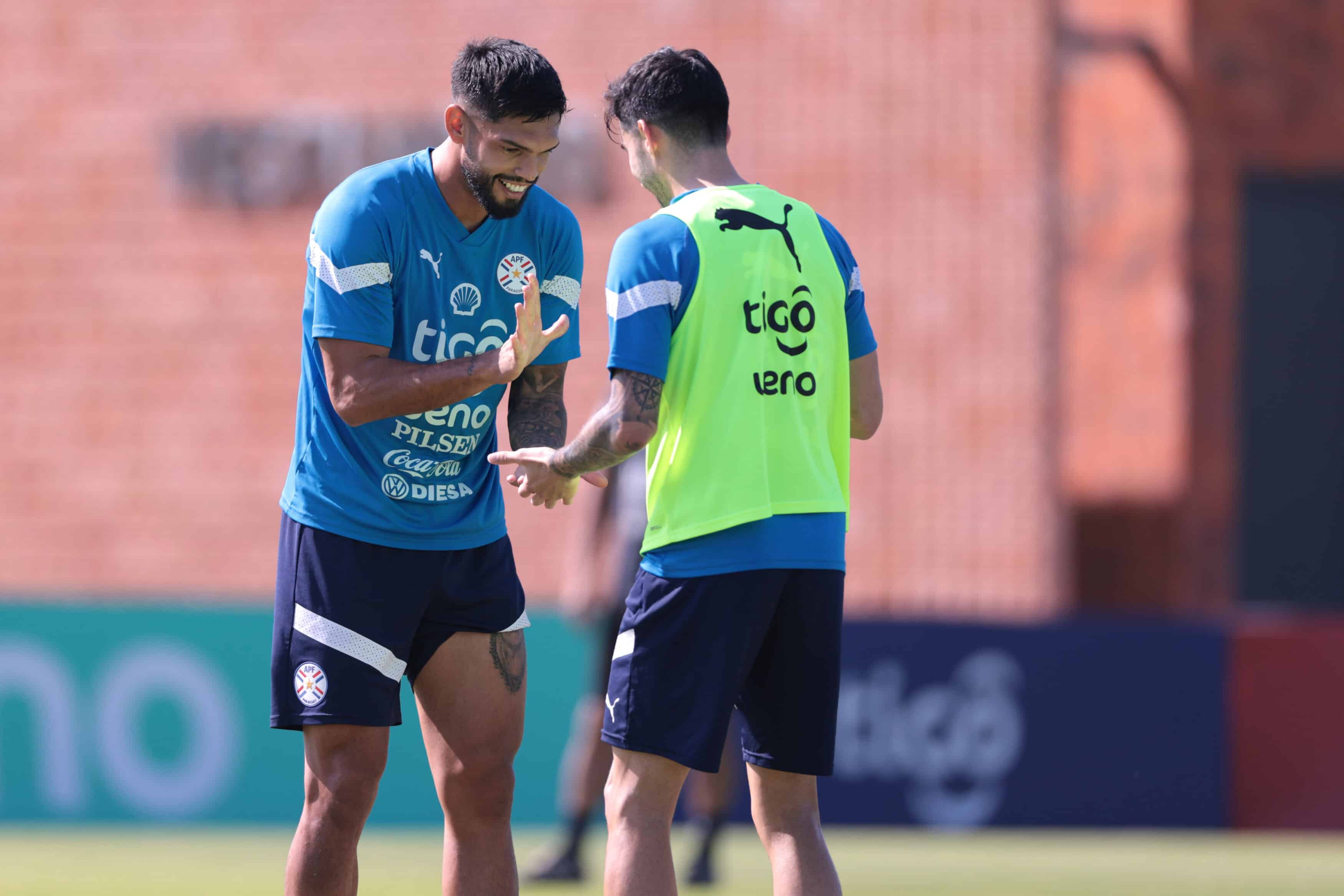 De la pizarra al campo: La Albirroja se prepara para enfrentar a Bolivia