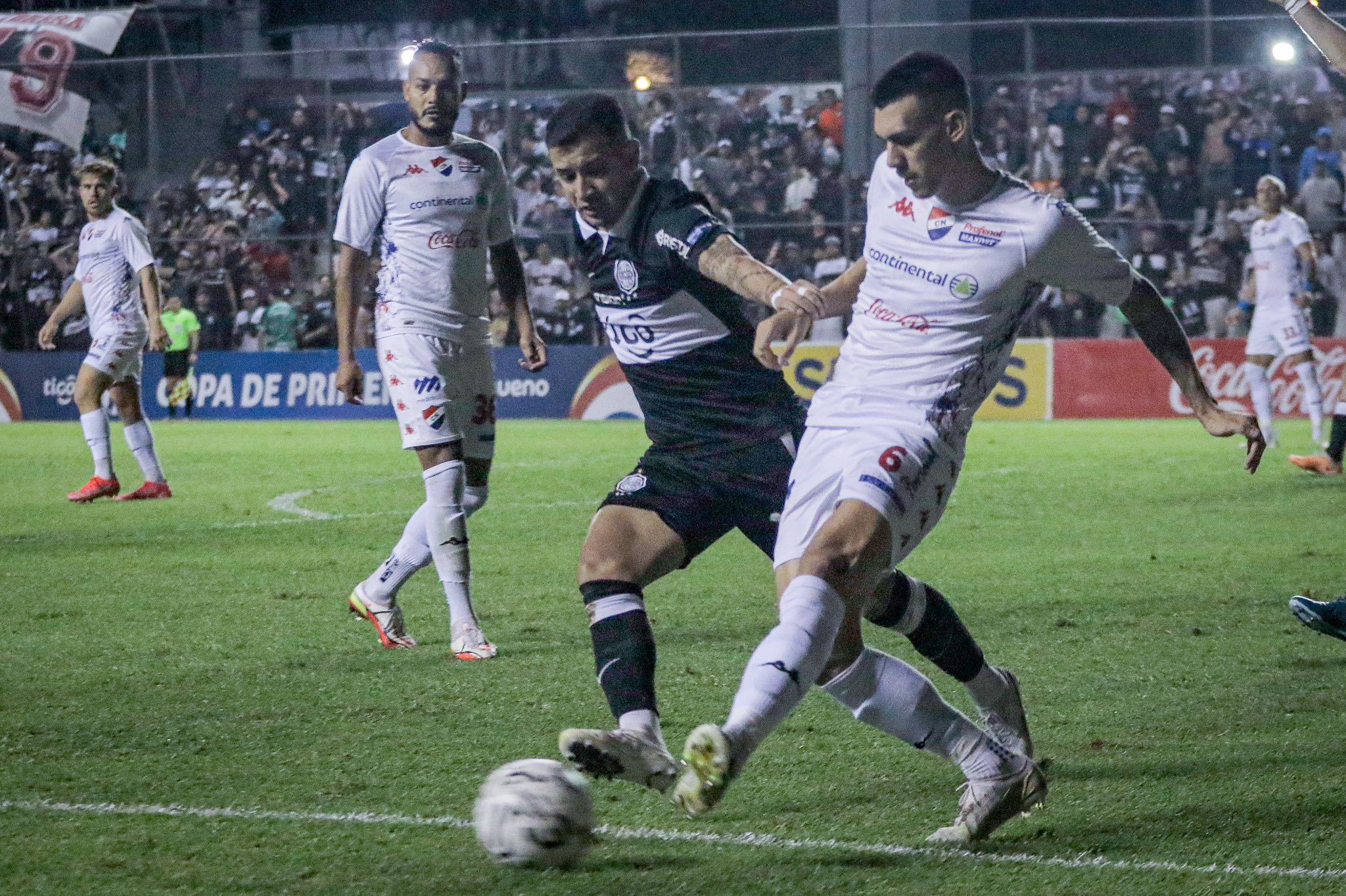 No levanta cabeza: Olimpia cae ante Nacional por la mínima