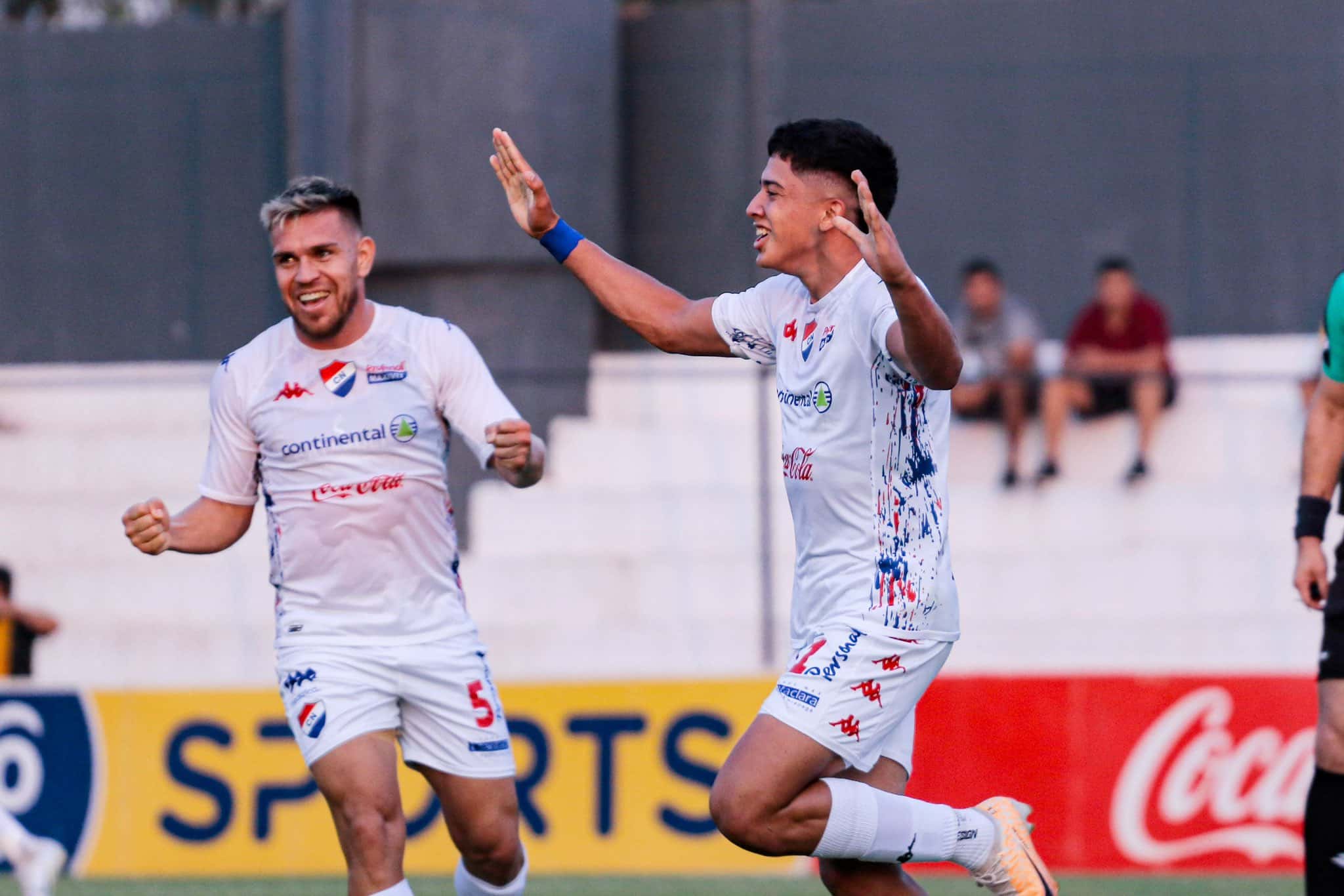 Contundente goleada de Nacional a Guaraní