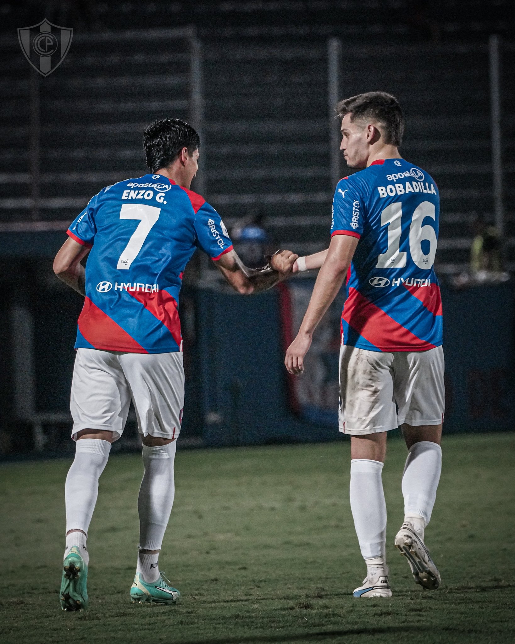 Cerro Porteño goleó por 4 – 1 a Resistencia en su casa