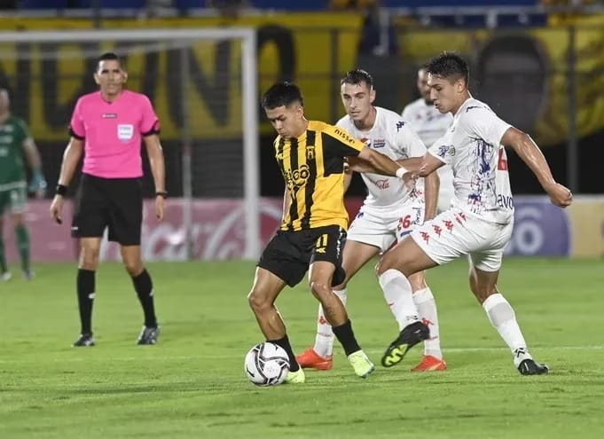 Nacional y Guaraní abren la fecha 15 del Torneo Clausura