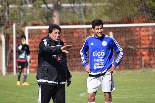 La Albirrojita Sub 15 espera por Chile