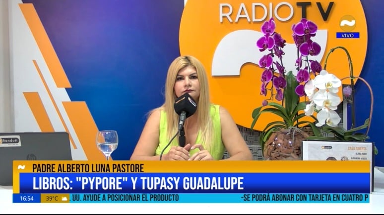 El Padre Alberto Luna Pastore presenta Pypore y Tupasy Guadalupe, escritos en castellano y Guaraní