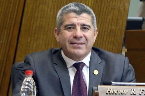 ¿Otro caso de nepotismo? Hija de diputado acusado de acoso cobra jugoso salario en la Cámara Baja