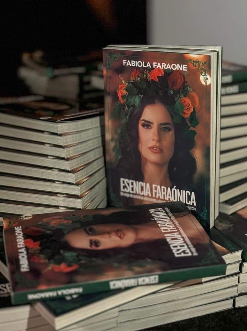 Libro «Esencia Faraónica», de Fabiola Faraone, invita a recorrer sus páginas