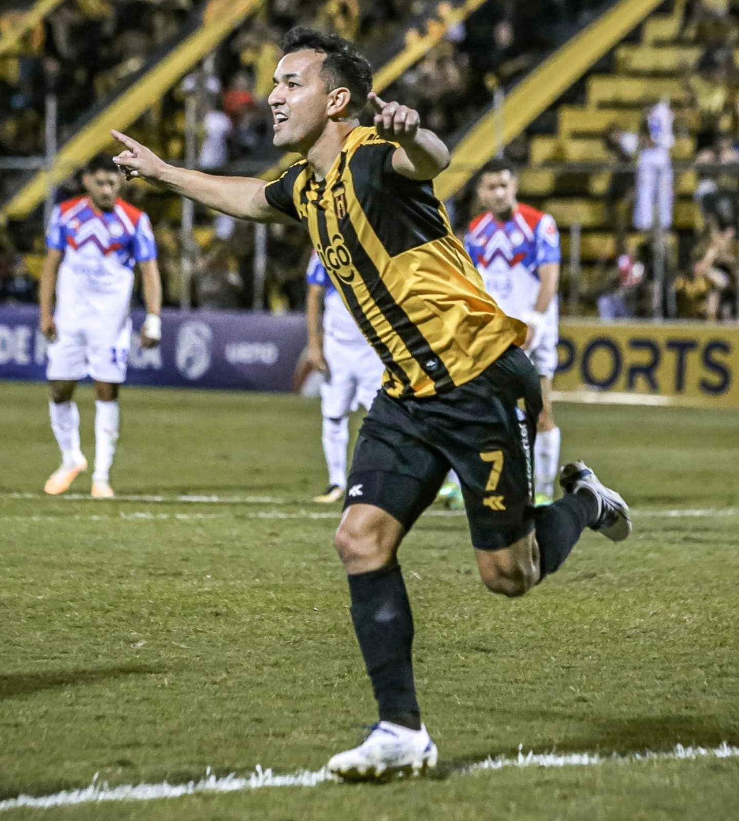 Camacho será presentado el miércoles por la tarde en su nuevo club Tacuary