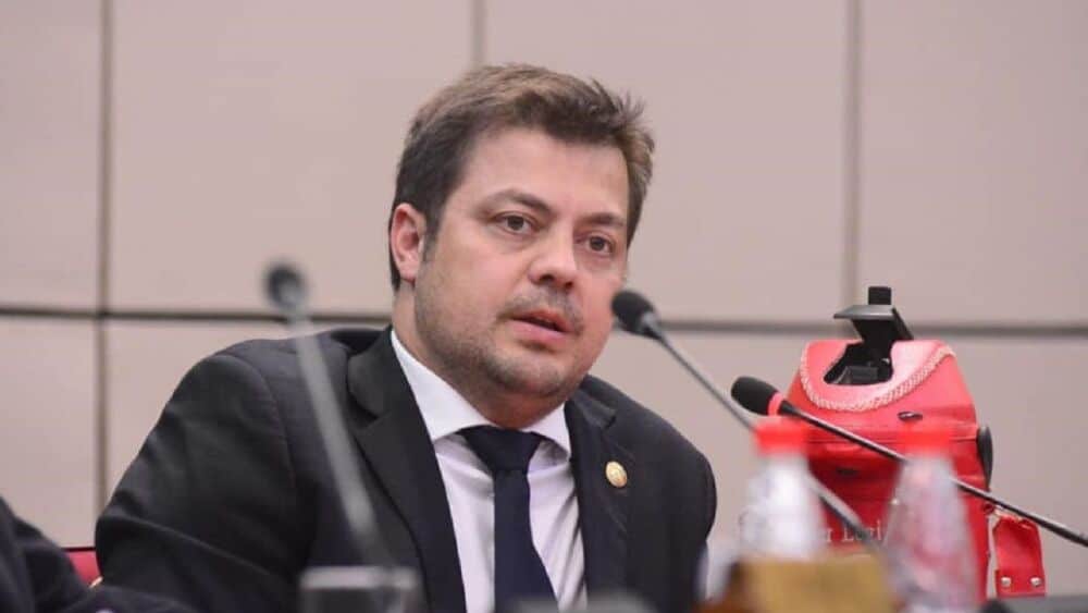 A falta de firmas, se retrasa sesión extra del Senado para tratar varios temas, señala Colym Soroka