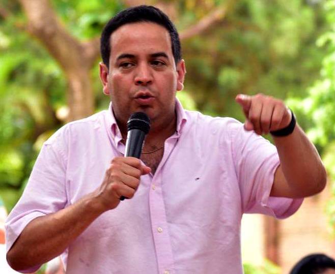 Proyecto de alimentación escolar: «Me están cortando las alas», dice Ricardo Estigarribia