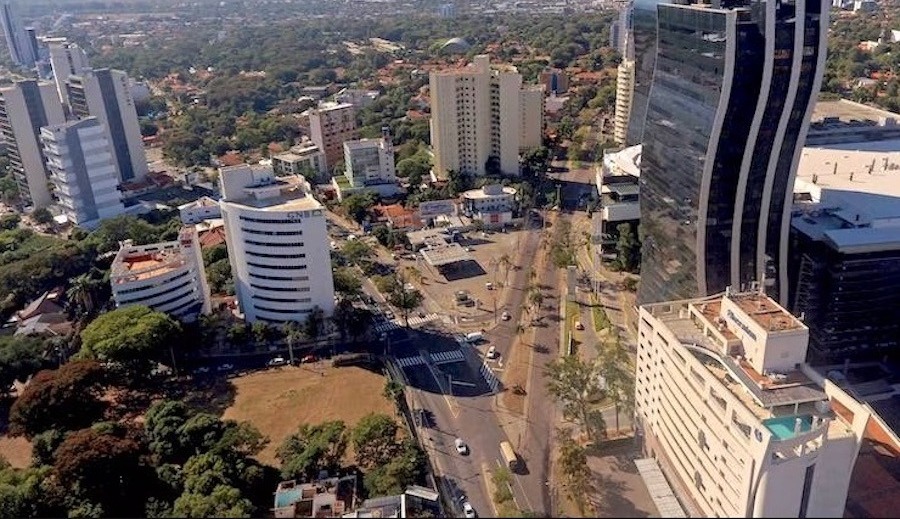 Situación política podría dificultar obtener el grado de inversión, apunta economista