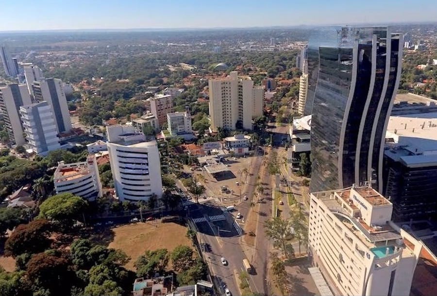 Paraguay podría llegar en uno o dos años al grado de inversión, considera economista