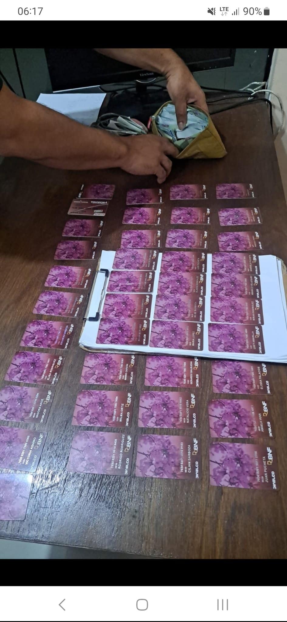 Hombre fue aprehendido con 66 tarjetas del BNF y G. 12.000.000 en su poder