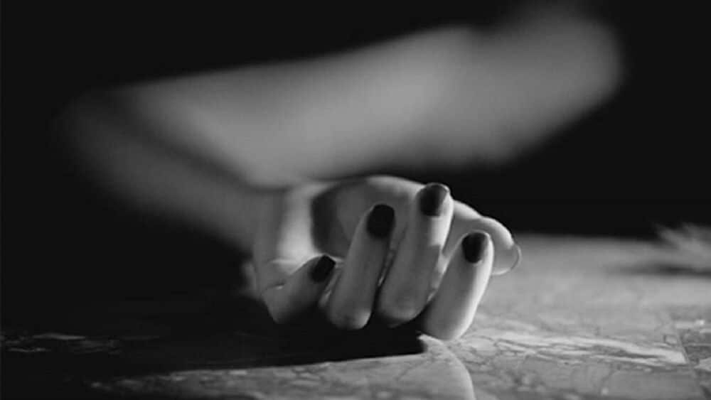 Joven fue asesinada de 40 puñaladas y el presunto autor, su expareja, se autoeliminó