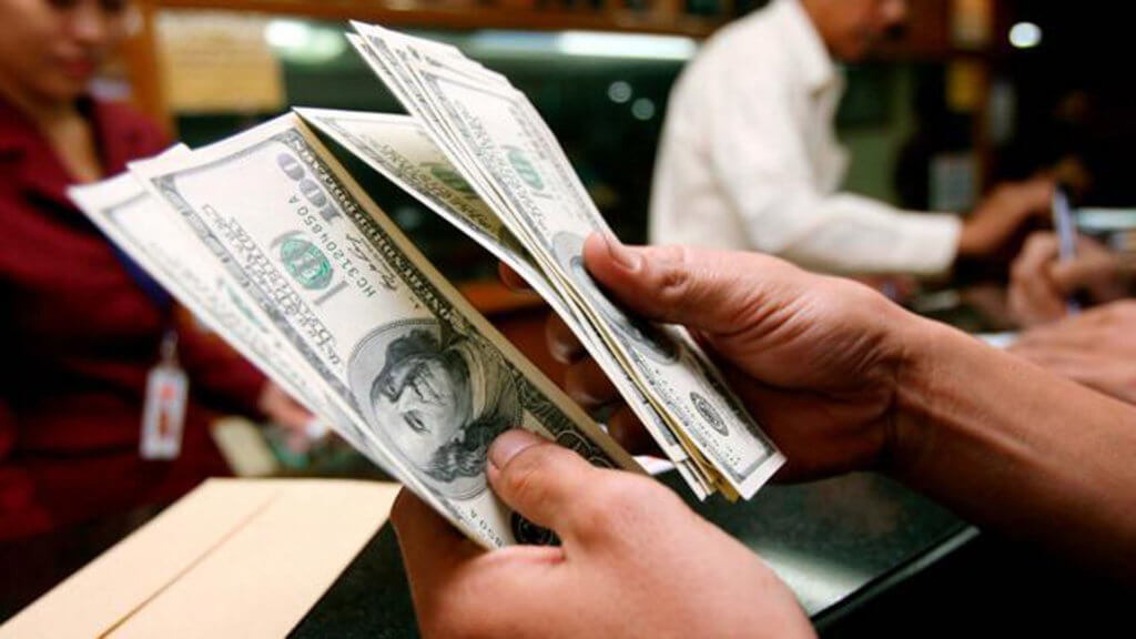 Restricciones en exportación de billetes generan preocupación en el sector cambiario