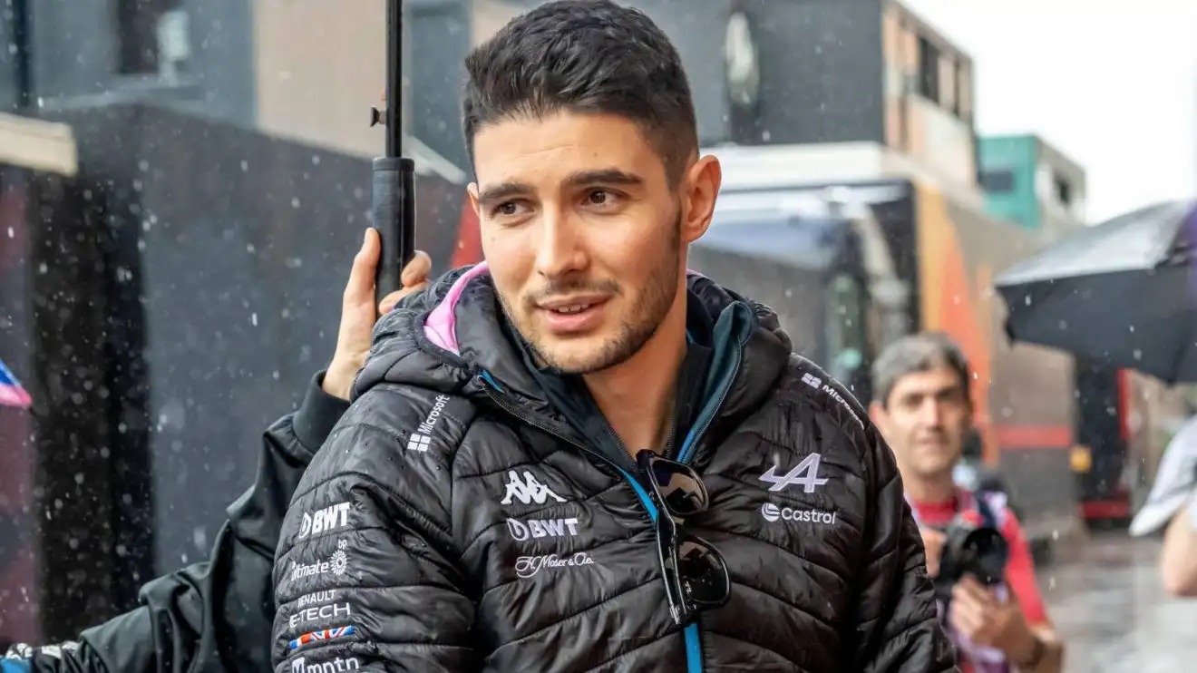 Tras imprudencia de Ocon que costó su abandono, la escudería Alpine analiza un eventual despido