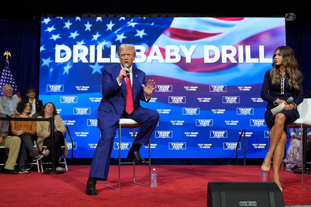 Wall Street y el dólar se fortalecen tras la investidura de Trump