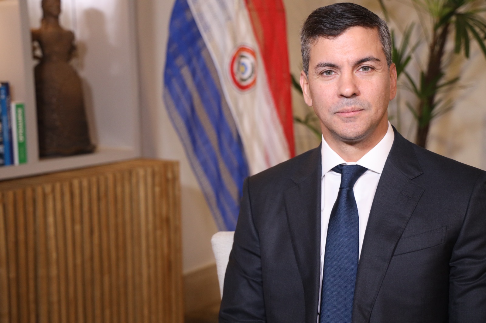 Peña afirma que dejó de ser accionista de Ueno Holding