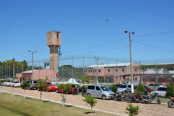 Tras incidentes, intervinieron la penitenciaría de Emboscada y separaron a varias personas