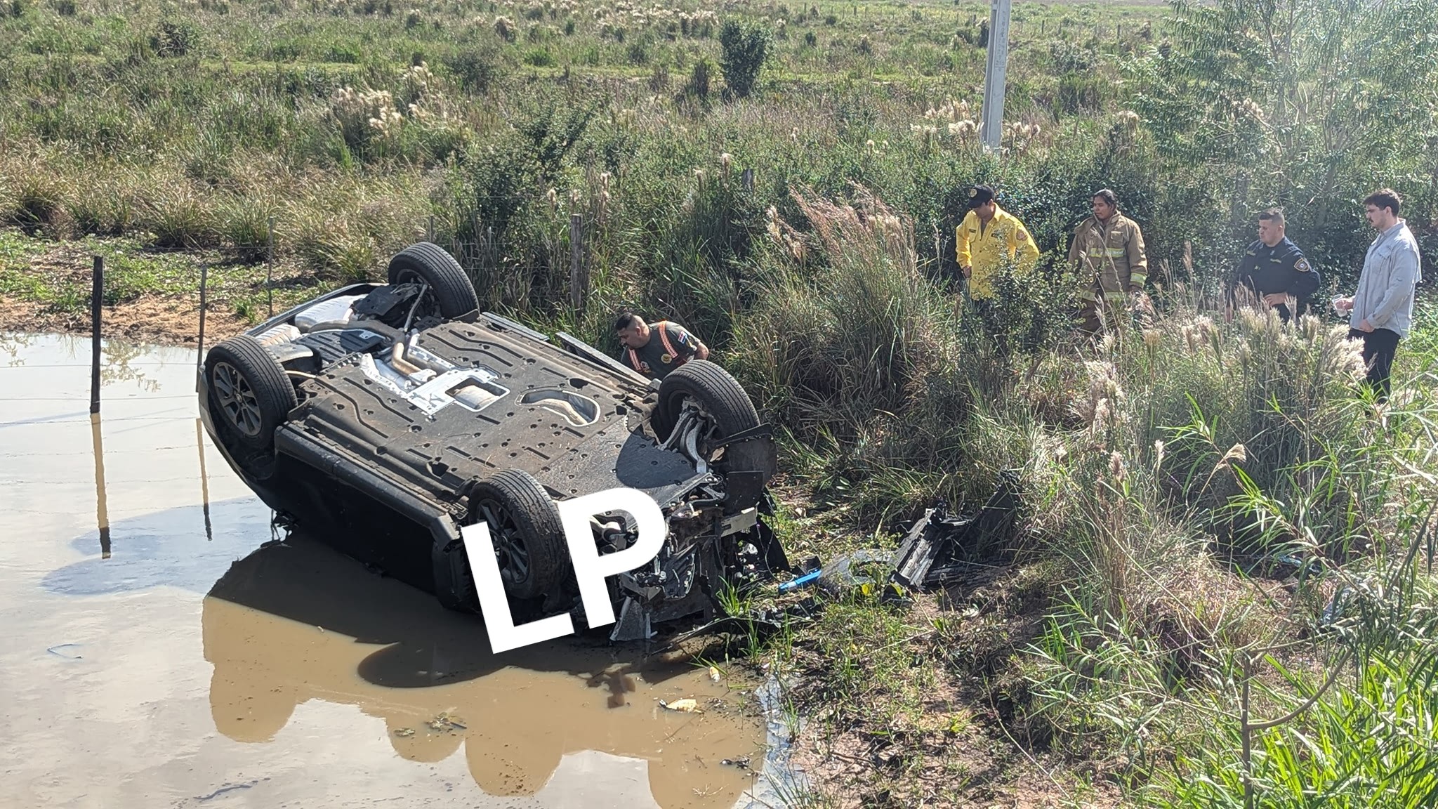 Empresaria y su familia sufren accidente en San Pedro
