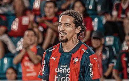 Cerro debe abonar USD 300 mil a Bolivar por Francisco da Costa