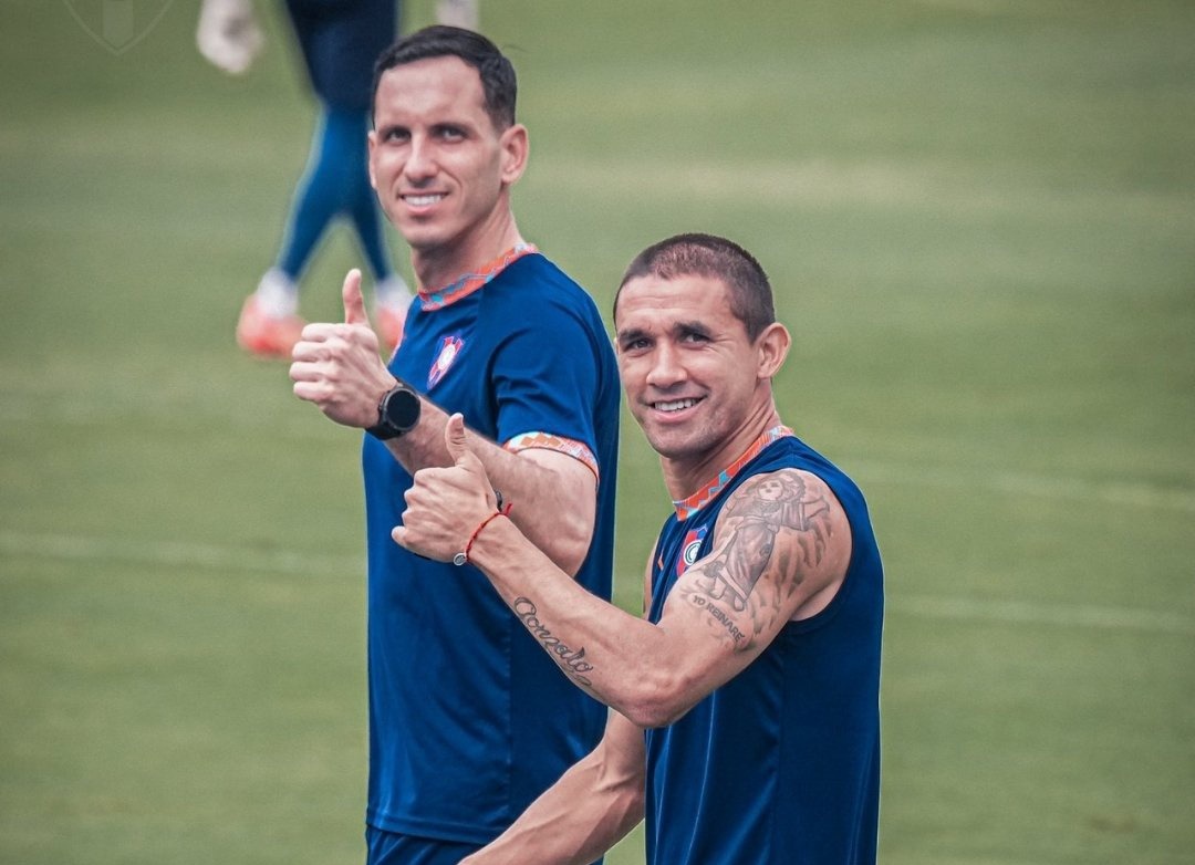‘Gatito’ Fernández y Gustavo Velázquez a disposición de Cerro