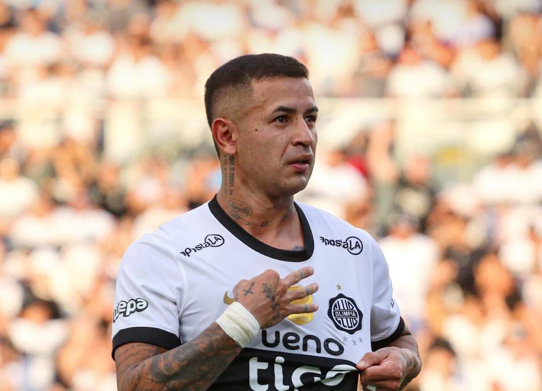 Derlis González con tiempo de recuperación indefinido