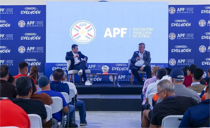 Histórica jornada de capacitación para entrenadores de Paraguay