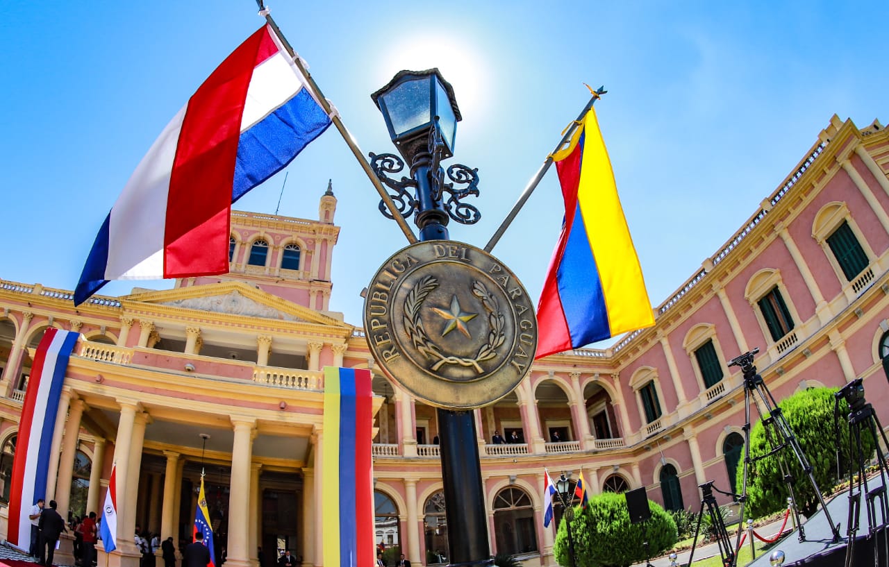 Canciller explica postura de Paraguay ante situación en Venezuela