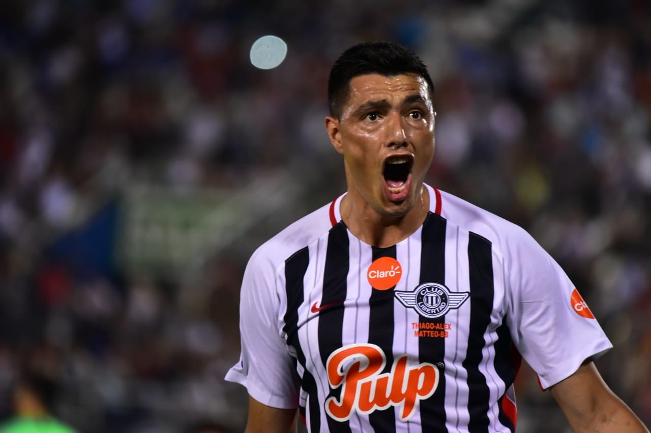 Cardozo pide tiempo a Melgarejo para decidir sobre la propuesta de jugar en Ameliano