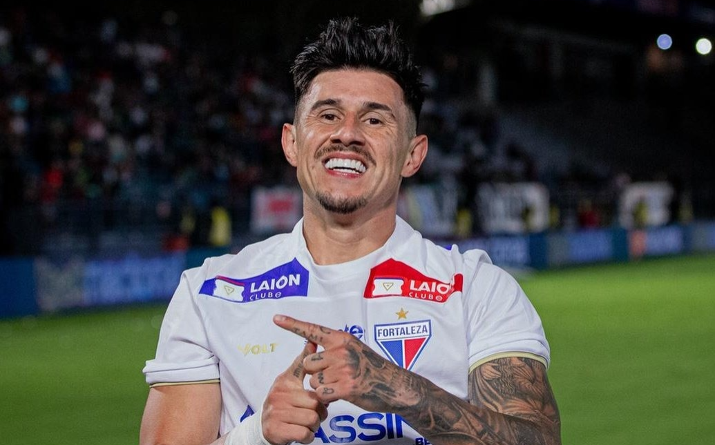 Olimpia envió seis propuestas a Fortaleza por Adam Bareiro
