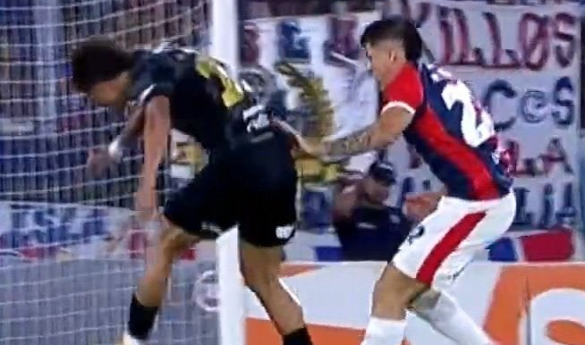 Olimpia: Cuestionan penal no cobrado en el Superclásico